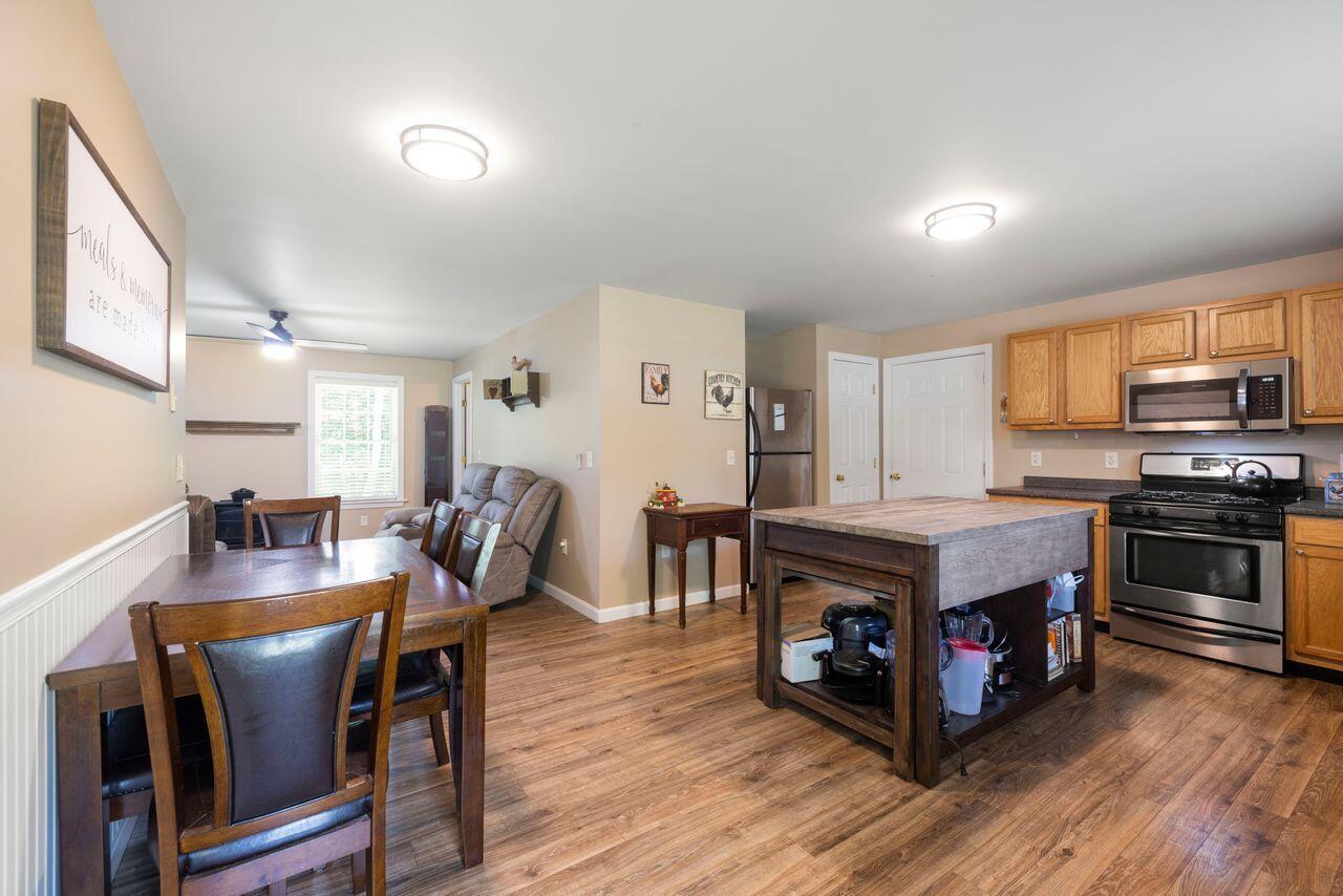 159 High Street South Paris, ME 04281 - Photo 13 of 31 3G0A7394