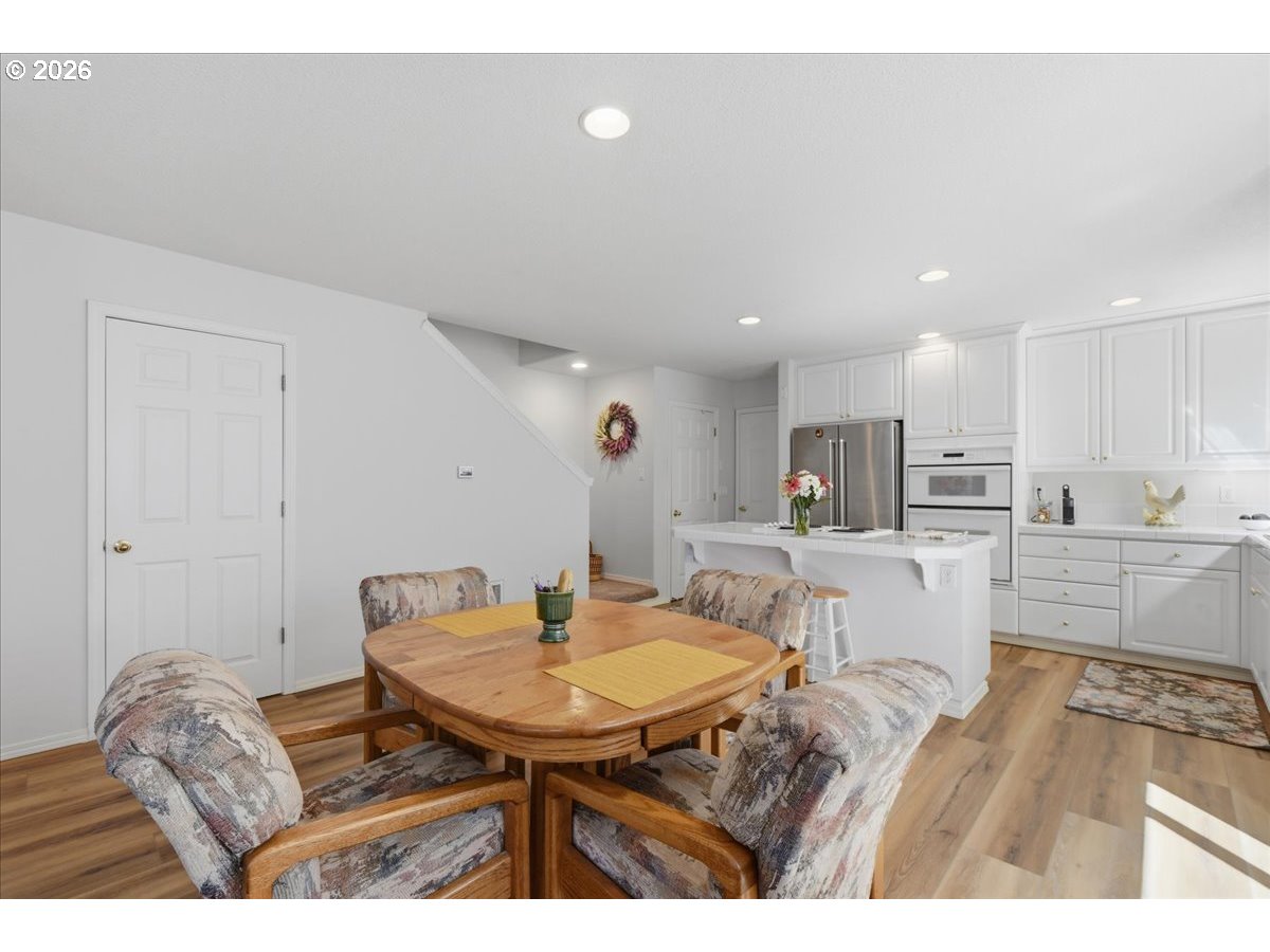 425 Northeast Roth Street Portland, OR 97211 - Photo 10 of 34 Gallery Image 10