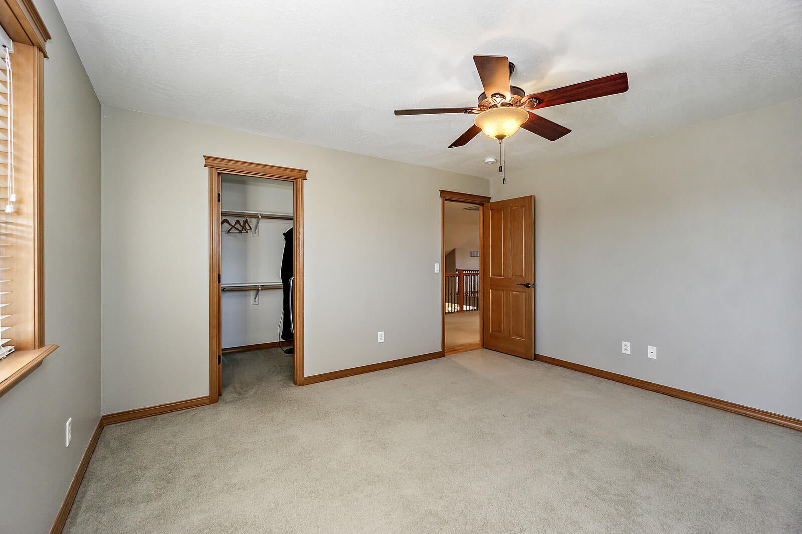 331 Ridgeway Avenue Central Point, OR 97502 - Photo 37 of 47 3rd bed