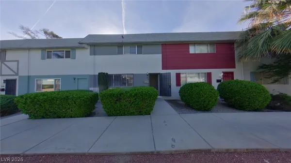 $1,550 | 210 Greenbriar Townhouse Way, Las Vegas, NV 89121
