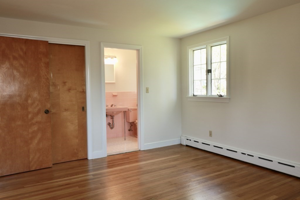 35 Neville Road Framingham, MA 01702 - Photo 14 of 29 Gallery Image 14