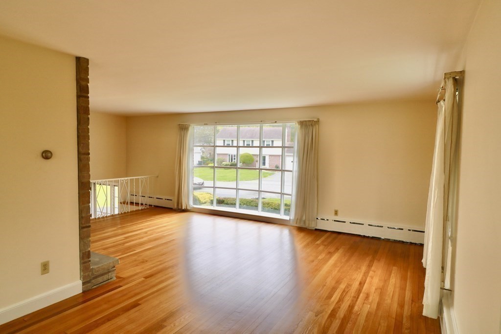 35 Neville Road Framingham, MA 01702 - Photo 8 of 29 Gallery Image 8