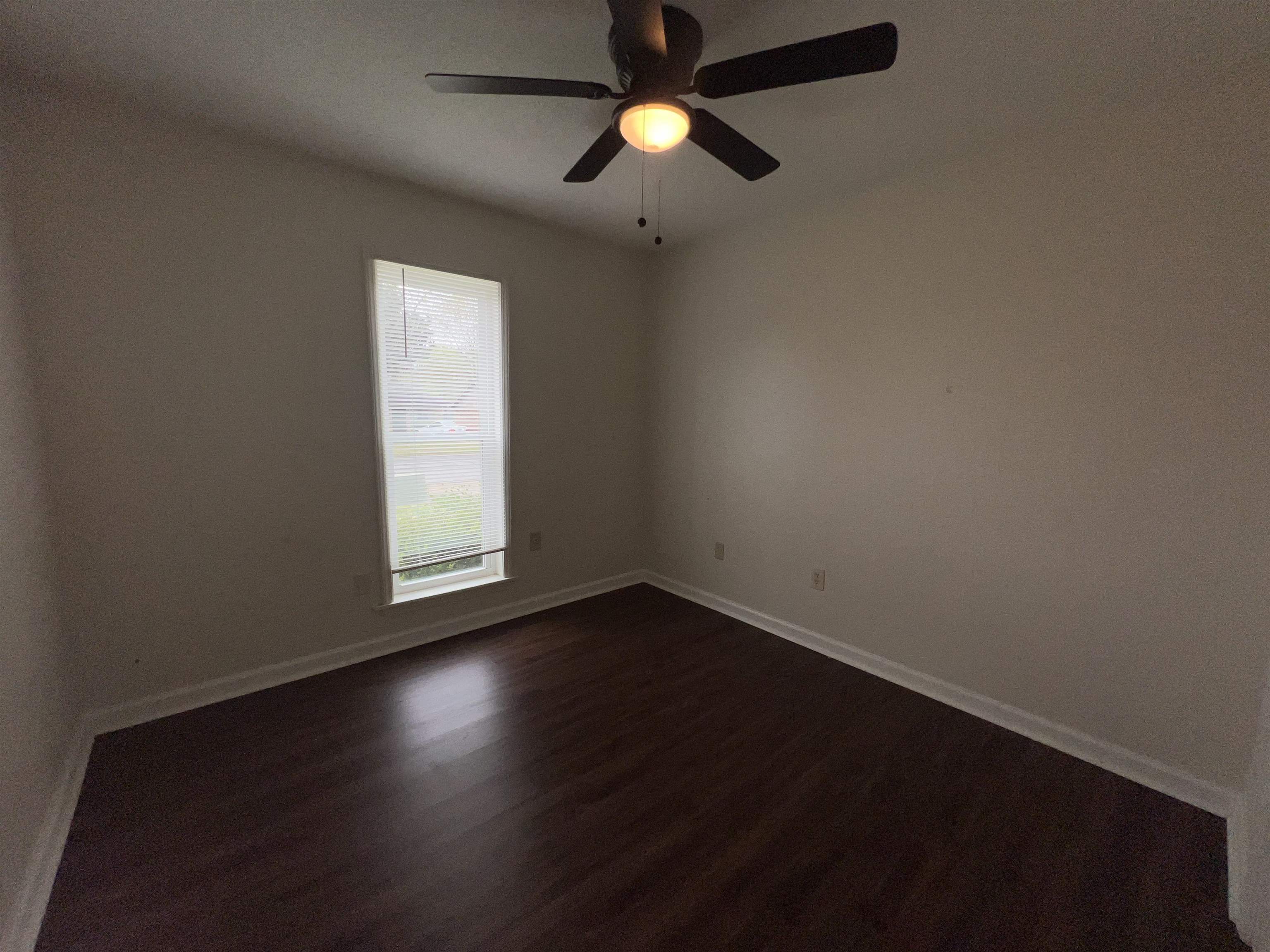 580 Blackhawk Road Memphis, TN 38109 - Photo 9 of 10