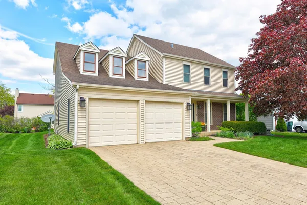 $605,000 | 4261 Oak Knoll Lane, Hoffman Estates, IL 60192