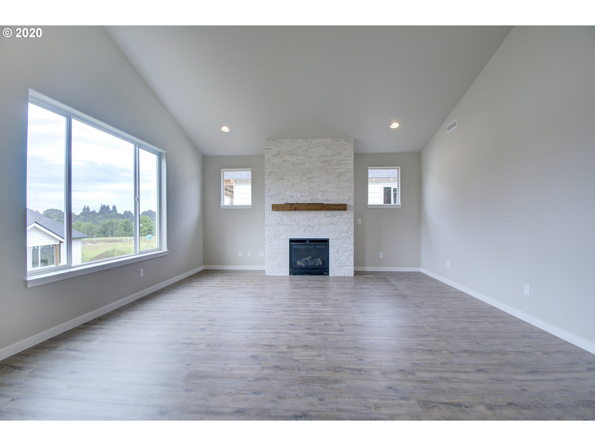 2115 North 4th Way Ridgefield, WA 98642 - Photo 3 of 25