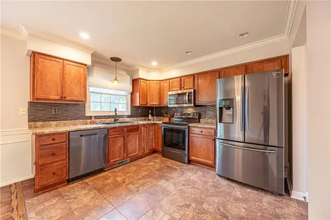 $309,000 | 101 Castle View Drive, McKees Rocks, PA 15136