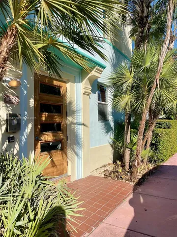 $2,600 | 1001 7th Street, Unit 104, Miami Beach, FL 33139