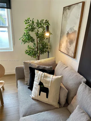 $2,600 | 1001 7th Street, Unit 104, Miami Beach, FL 33139