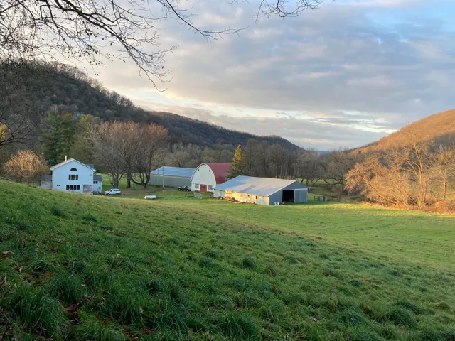 $995,000 | 36415 Homer Valley Lane, Winona, MN 55987