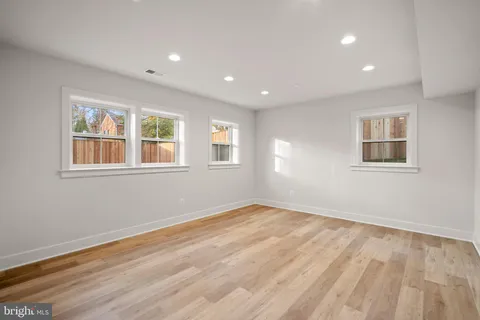 $2,395,000 | 8506 Hempstead Avenue, Bethesda, MD 20817