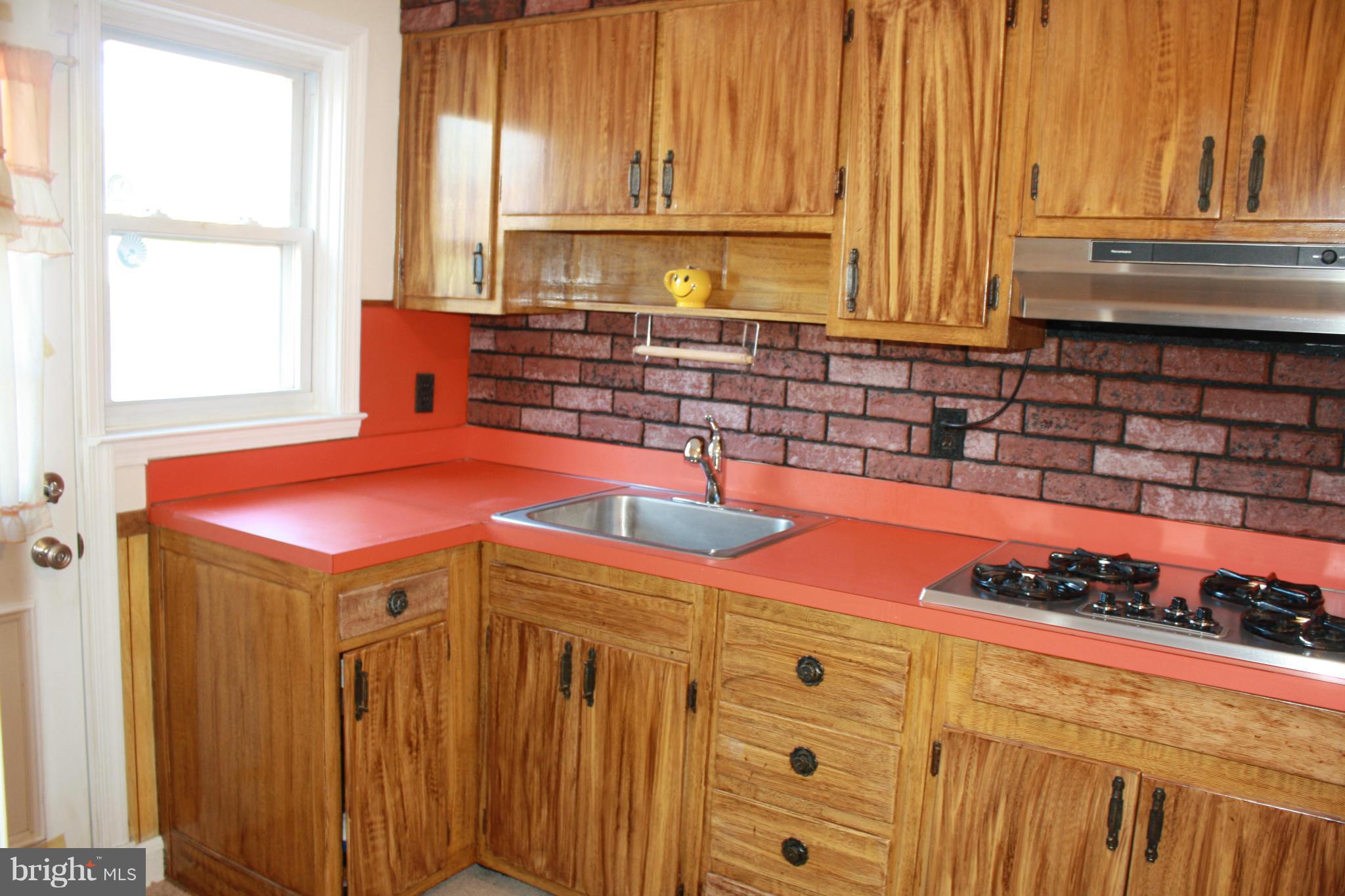 1506 Barrett Road Baltimore, MD 21207 - Photo 23 of 30 Kitchen
