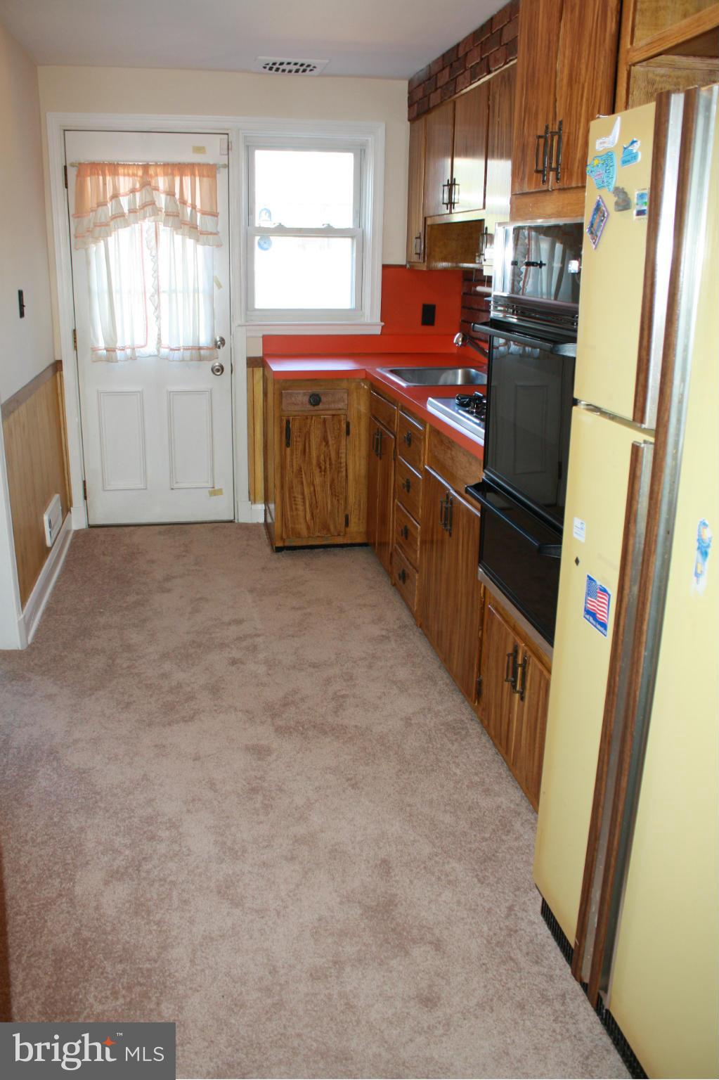 1506 Barrett Road Baltimore, MD 21207 - Photo 24 of 30 Kitchen