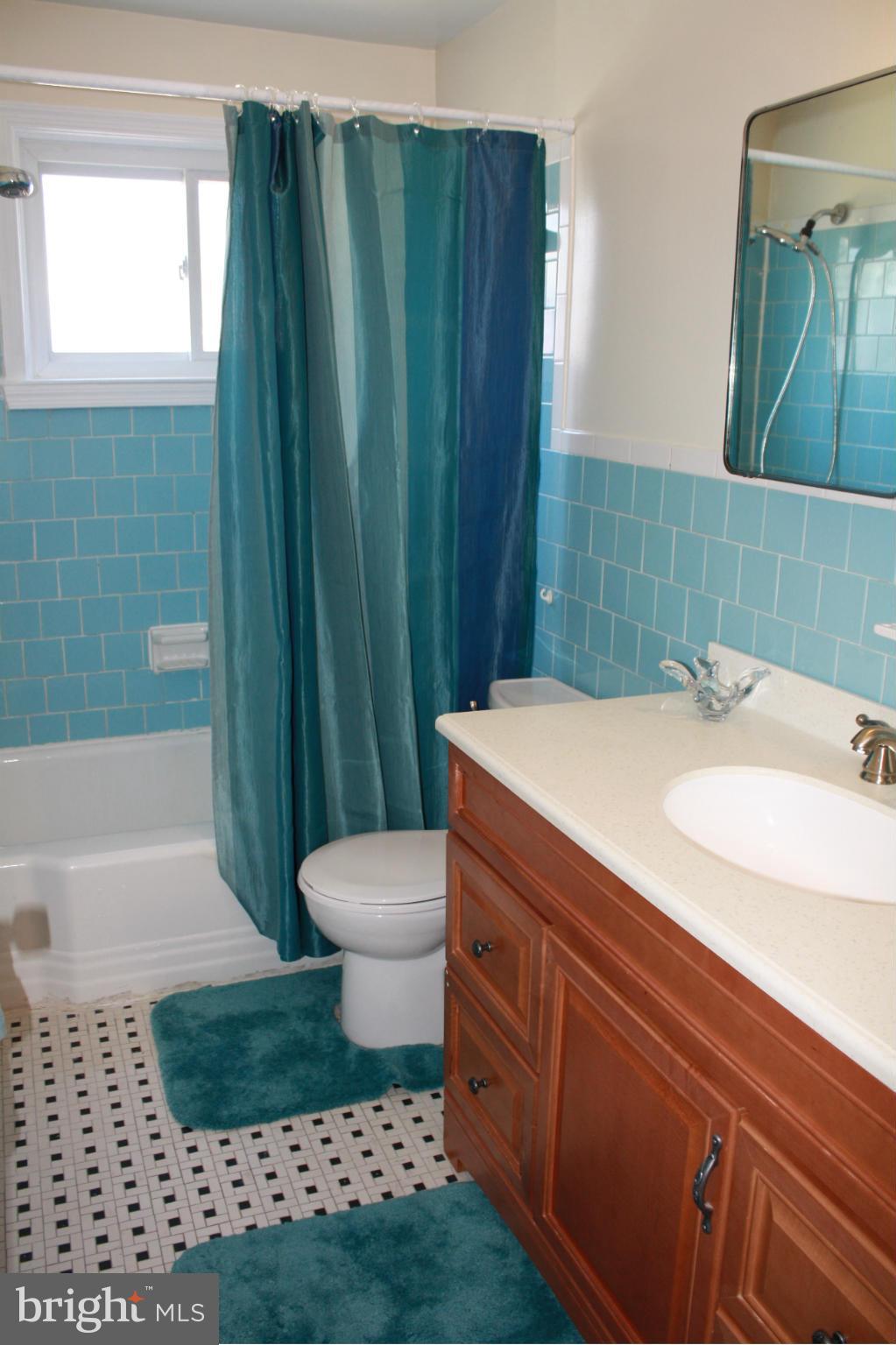 1506 Barrett Road Baltimore, MD 21207 - Photo 26 of 30 Bath