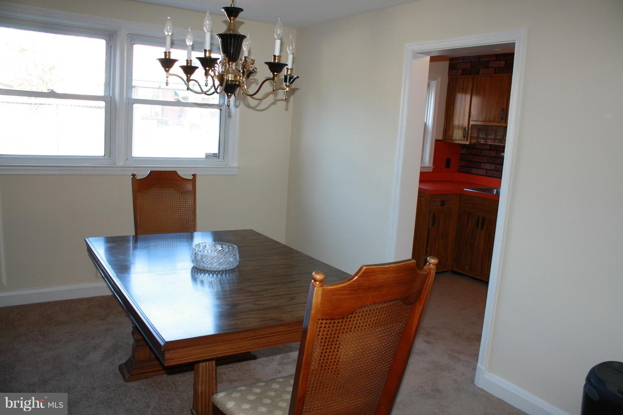 1506 Barrett Road Baltimore, MD 21207 - Photo 5 of 30 Dining Room