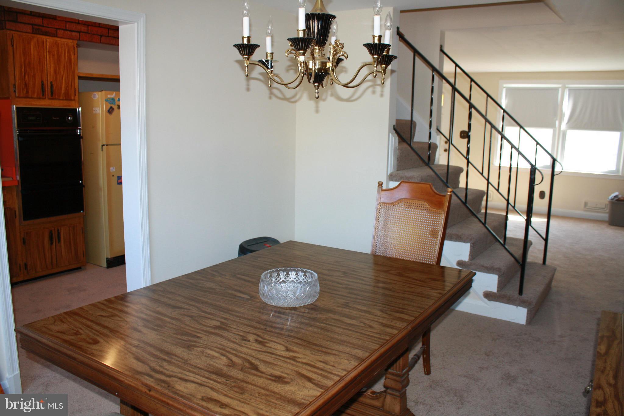 1506 Barrett Road Baltimore, MD 21207 - Photo 6 of 30 Dining Room