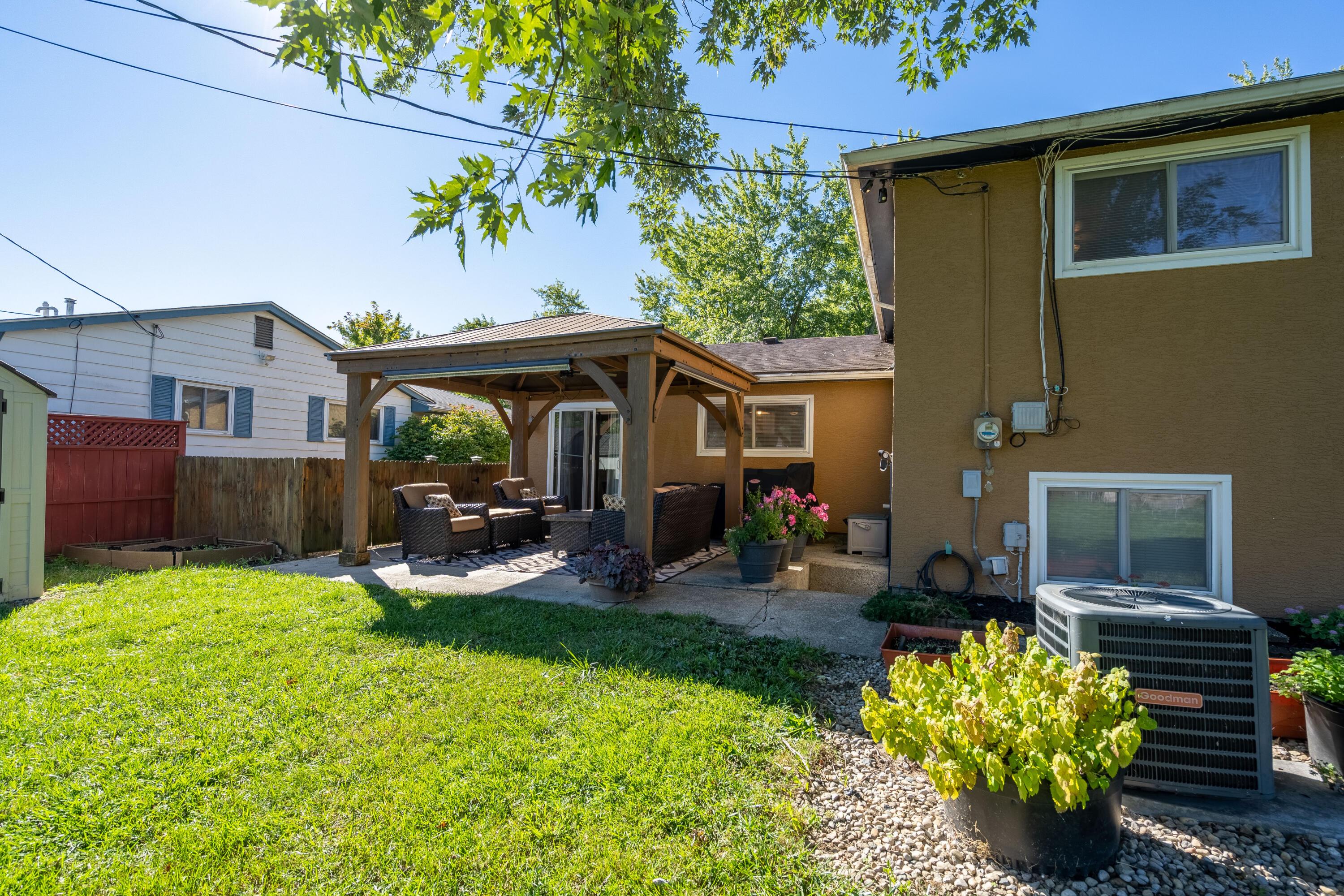 2278 Edmonton Road Columbus, OH 43229 - Photo 31 of 37 2278 Edmonton rd-25