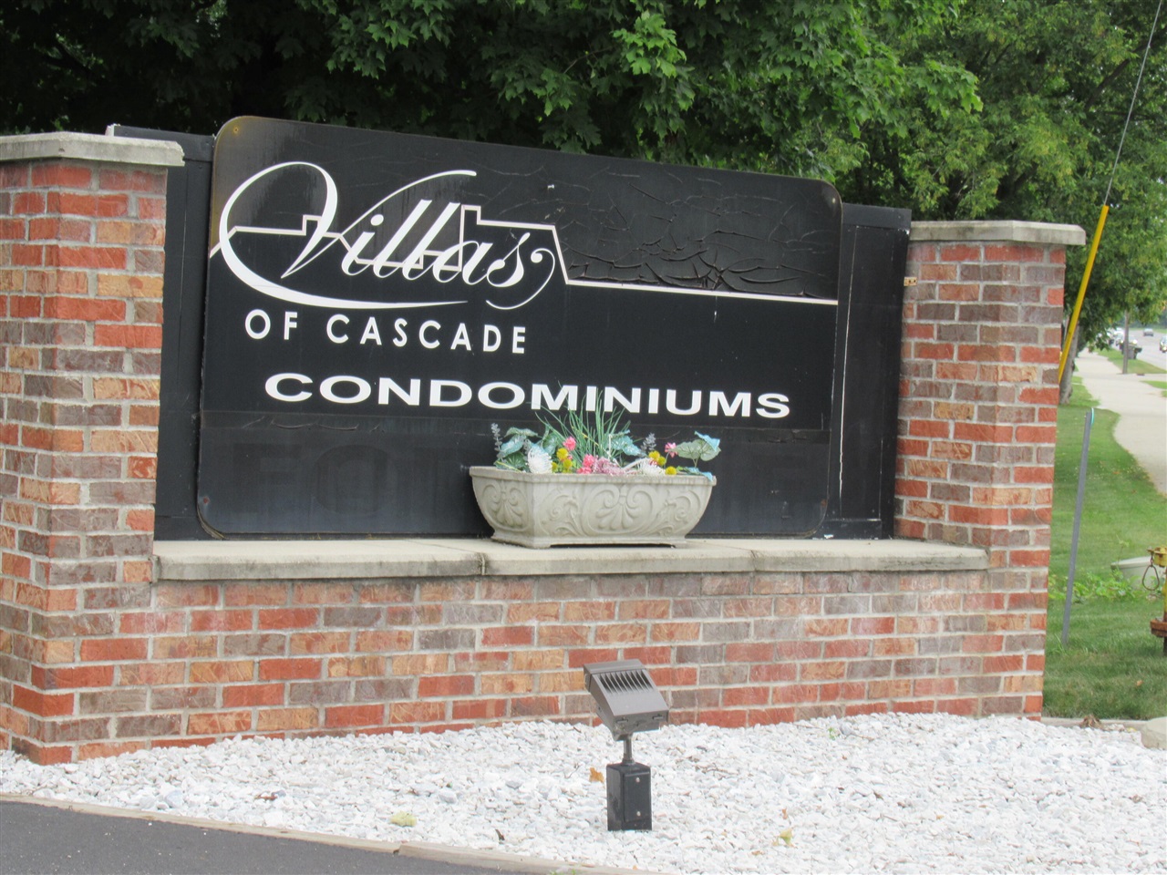 6714 Cascade Road Southeast, Unit 29 Grand Rapids, MI 49546 - Photo 3 of 16