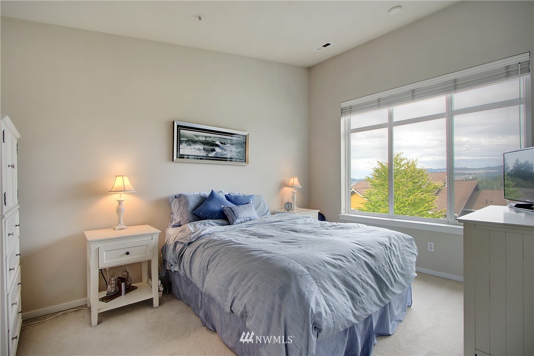 81 Sky Ridge Road Northwest Issaquah, WA 98027 - Photo 12 of 18