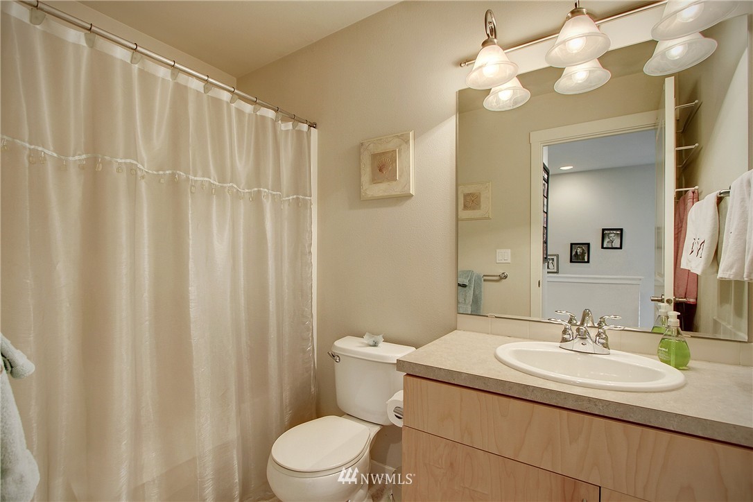 81 Sky Ridge Road Northwest Issaquah, WA 98027 - Photo 15 of 18