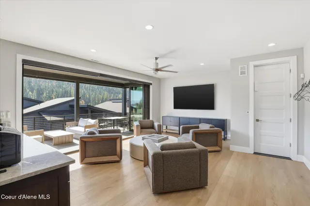 $1,810,000 | 2860 West Lumber Lane, Coeur D'Alene, ID 83814