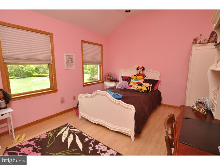 19 Cove Road Moorestown, NJ 08057 - Photo 21 of 25 Gallery Image 21