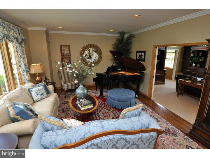 19 Cove Road Moorestown, NJ 08057 - Photo 4 of 25 Gallery Image 4