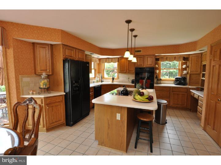 19 Cove Road Moorestown, NJ 08057 - Photo 7 of 25 Gallery Image 7