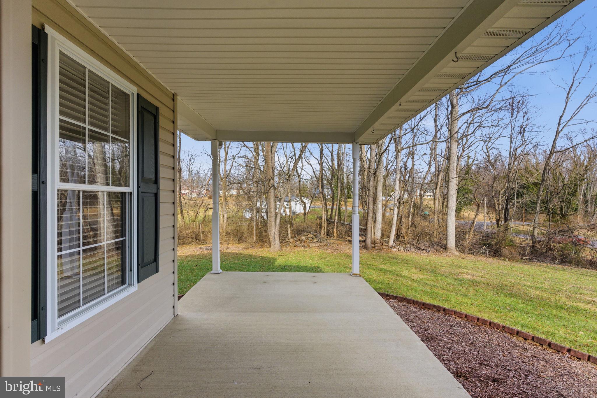 148 Vinca Lane Falling Waters, WV 25419 - Photo 7 of 71