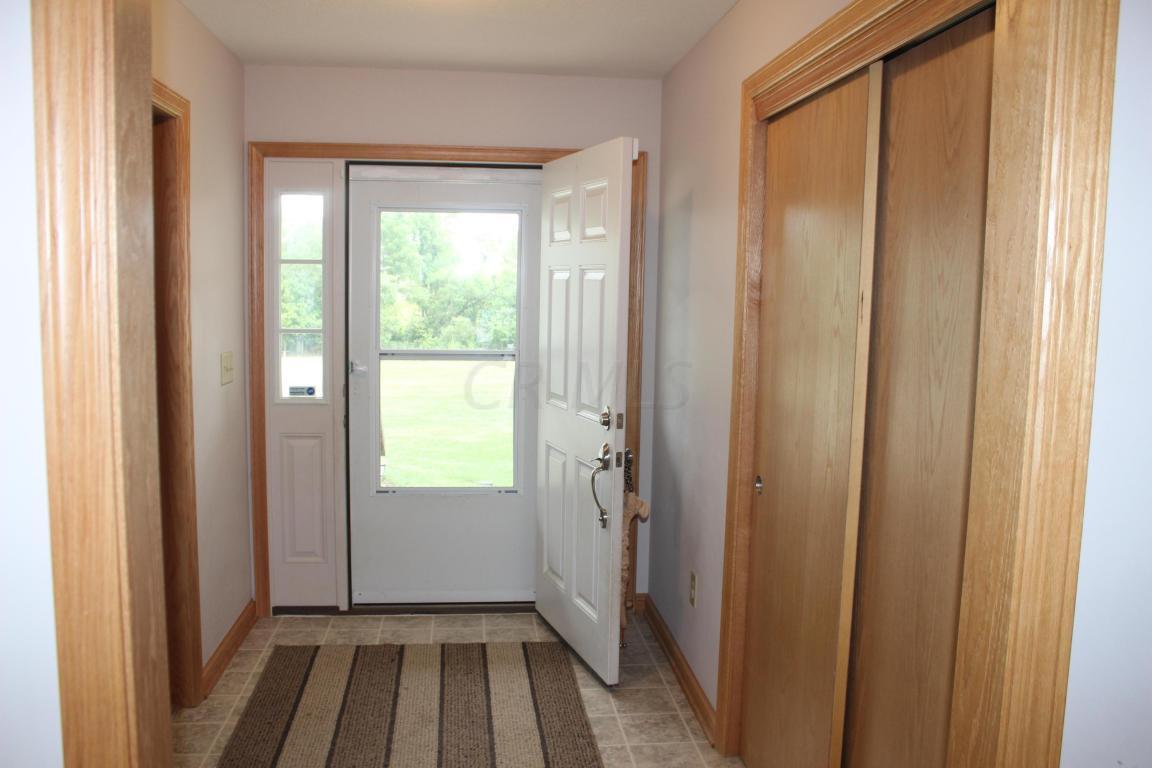 4895 Julian Road Southwest Amanda, OH 43102 - Photo 9 of 17