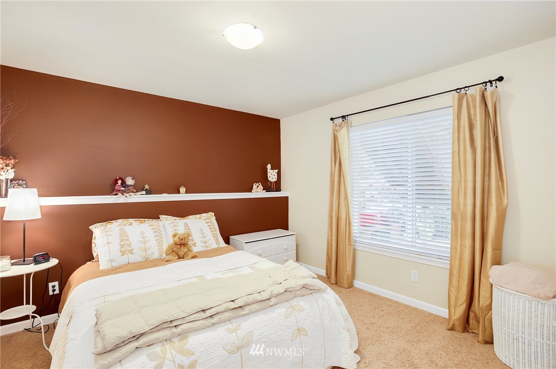 16045 Southeast 170th Court Renton, WA 98058 - Photo 17 of 25 Gallery Image 17