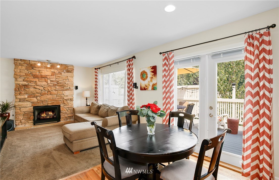 16045 Southeast 170th Court Renton, WA 98058 - Photo 7 of 25 Gallery Image 7