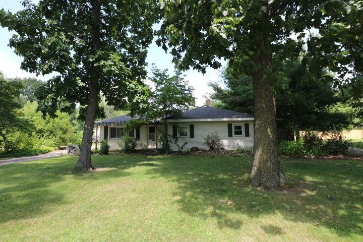 14463 Day Road Mishawaka, IN 46545 - Photo 1 of 13