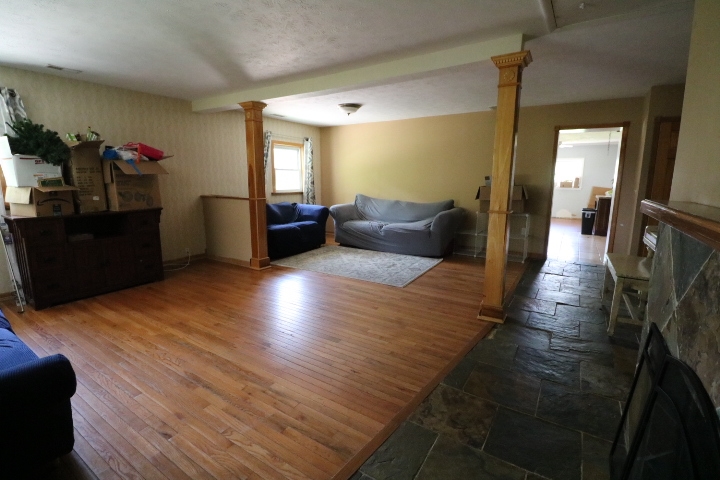 14463 Day Road Mishawaka, IN 46545 - Photo 3 of 13