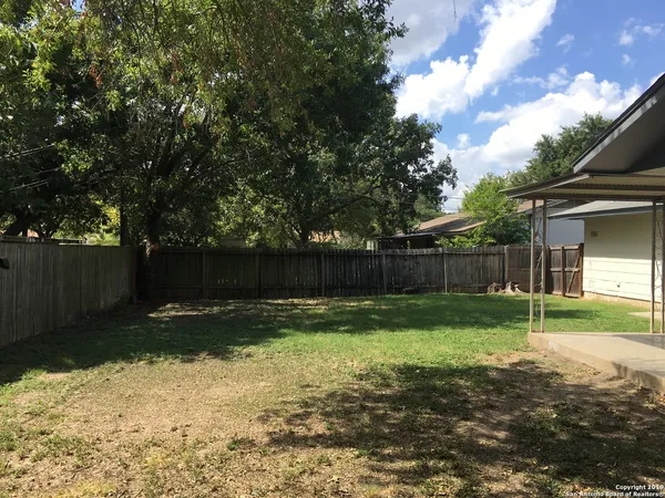 $1,600 | 4110 First View Drive, San Antonio, TX 78217