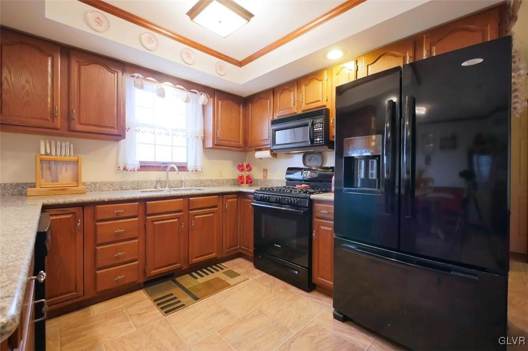 241 Maple Street Coplay, PA 18037 - Photo 11 of 31 Gallery Image 11