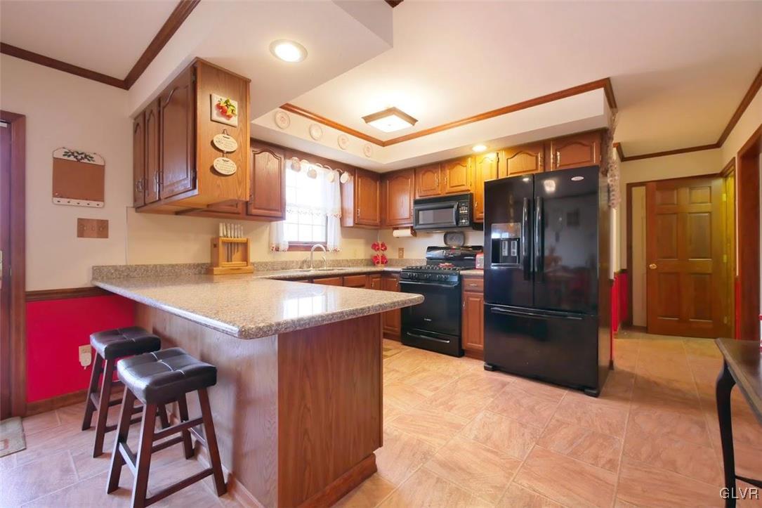 241 Maple Street Coplay, PA 18037 - Photo 10 of 31 Gallery Image 10