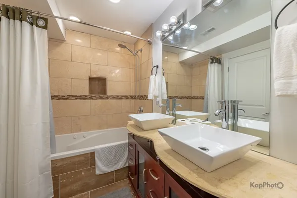 $3,500 | 3639 North Troy Street, Unit 2, Chicago, IL 60618