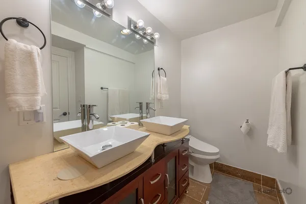 $3,500 | 3639 North Troy Street, Unit 2, Chicago, IL 60618