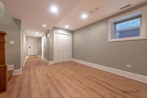 $3,500 | 3639 North Troy Street, Unit 2, Chicago, IL 60618