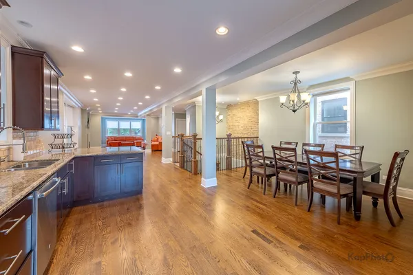 $3,500 | 3639 North Troy Street, Unit 2, Chicago, IL 60618