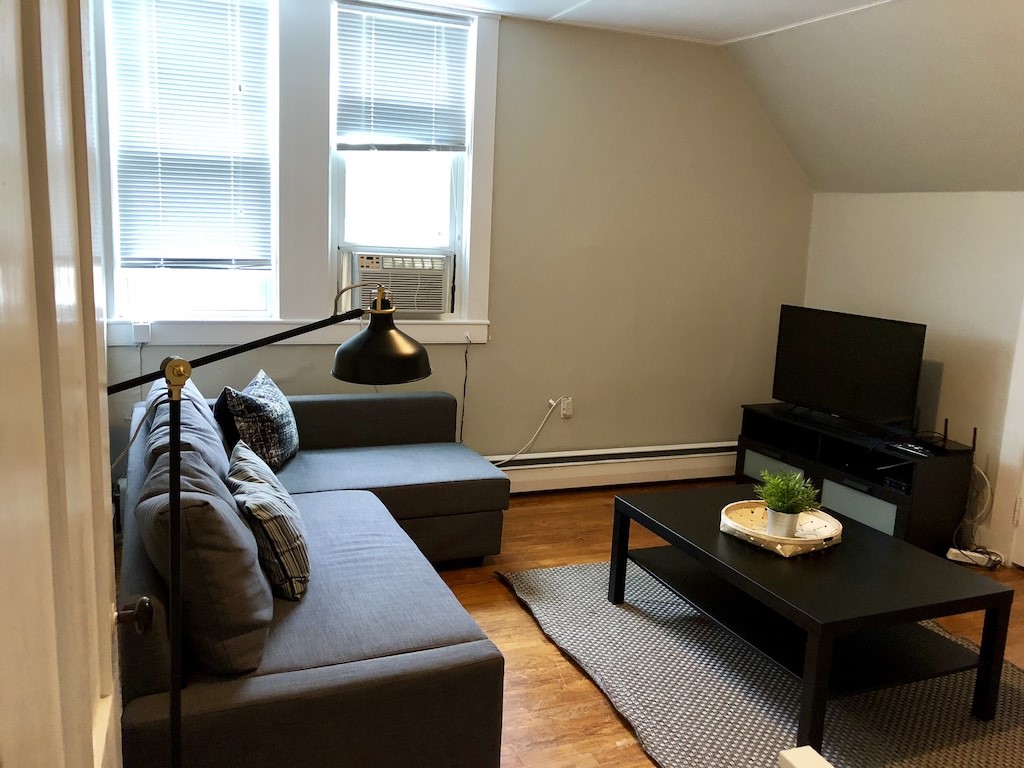 96 Rhode Island Avenue, Unit 5 Newport, RI 02840 - Photo 12 of 24