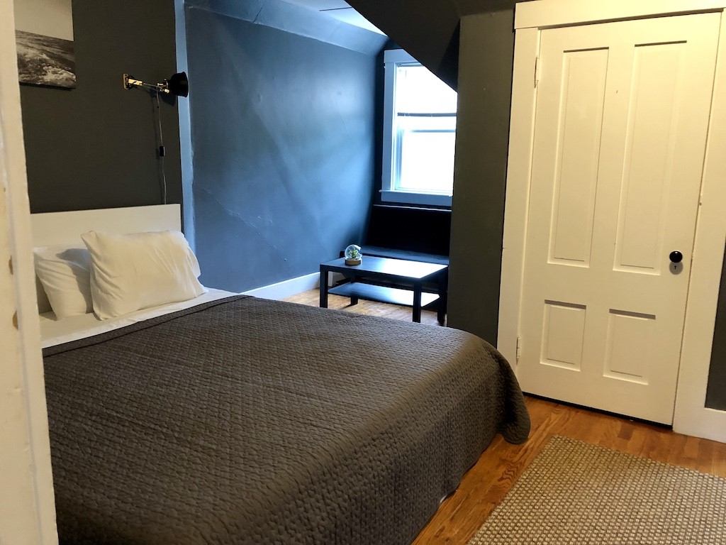96 Rhode Island Avenue, Unit 5 Newport, RI 02840 - Photo 8 of 24