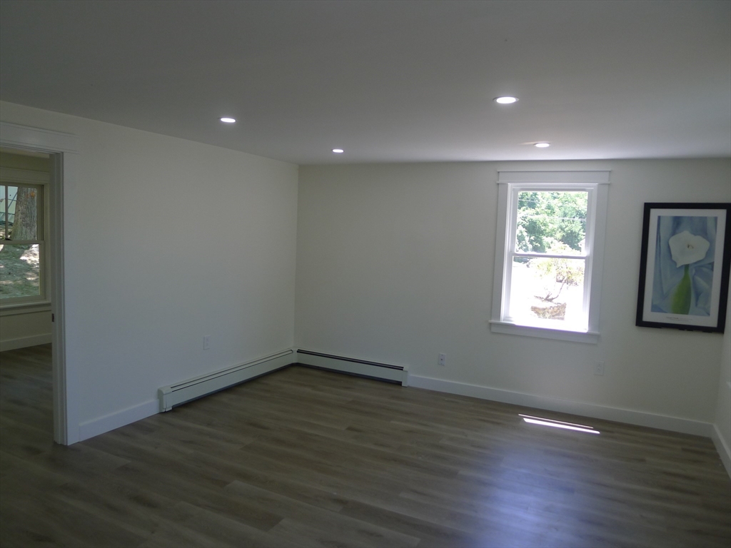 6 Cranberry Meadow Shore Road Charlton, MA 01507 - Photo 7 of 18