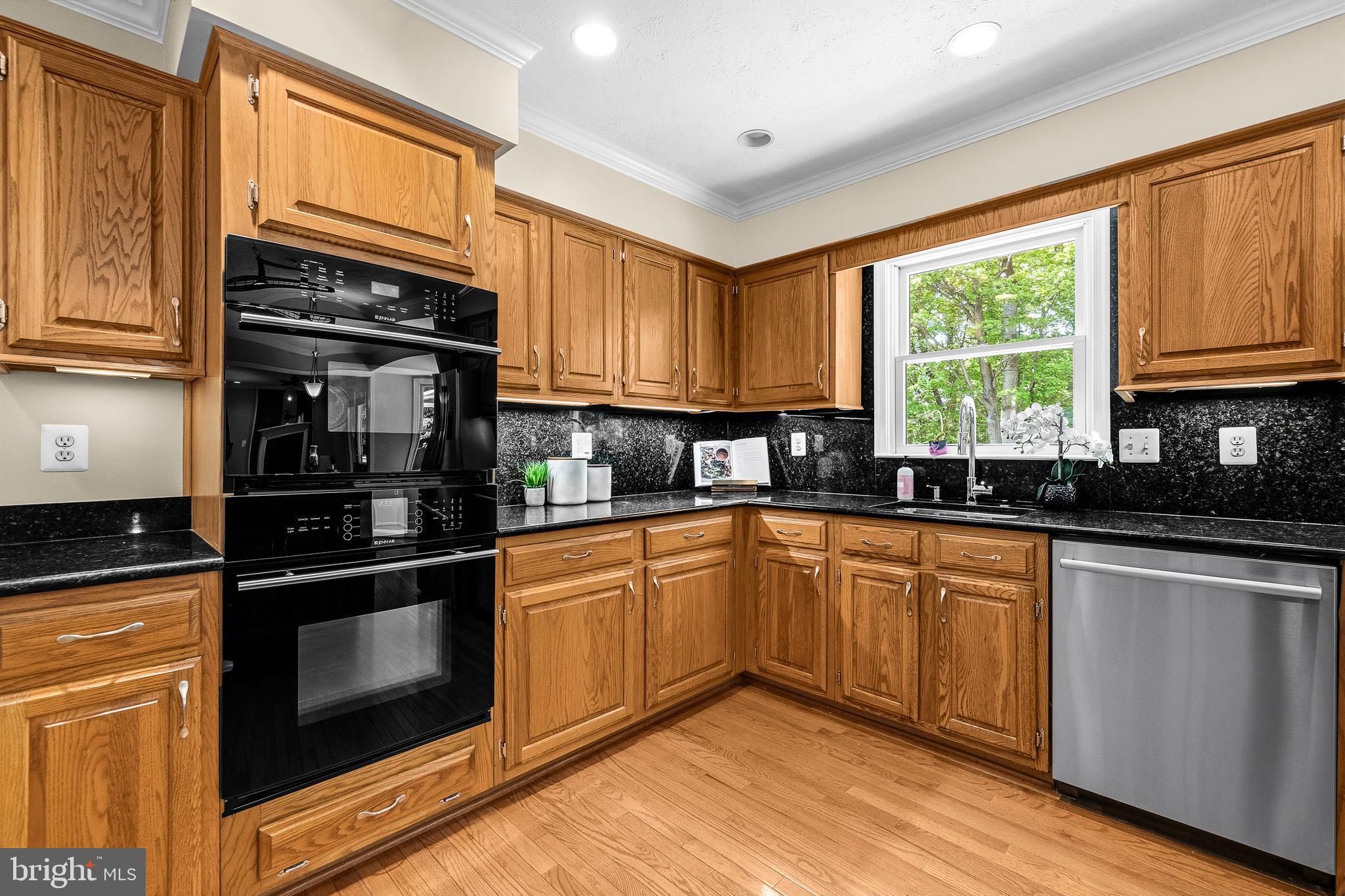 7412 Brian Run Court Springfield, VA 22153 - Photo 20 of 61