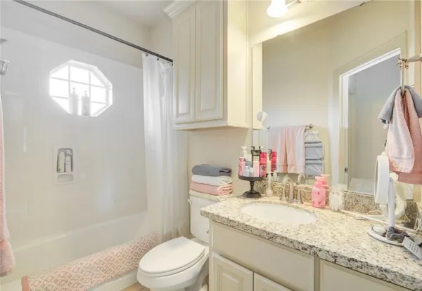 $3,500 | 57 Red Maple Court, Lake Jackson, TX 77566