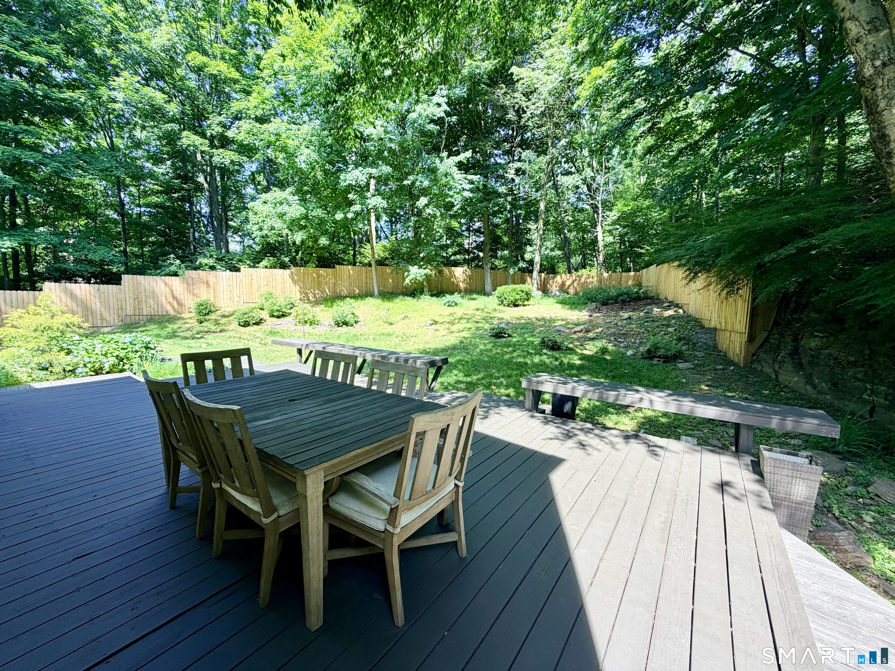 237 Strobel Road Trumbull, CT 06611 - Photo 33 of 35