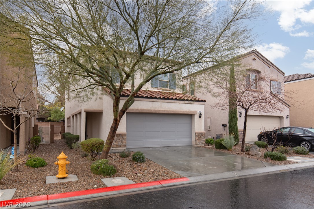 2875 Rough Green Street Las Vegas, NV 89117 - Photo 3 of 32