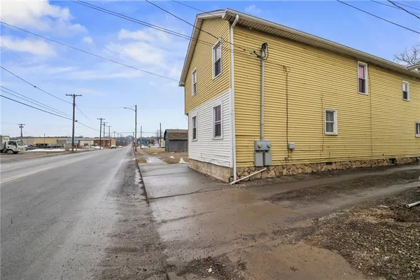 $80,000 | 719 South Mill Street, New Castle, PA 16101