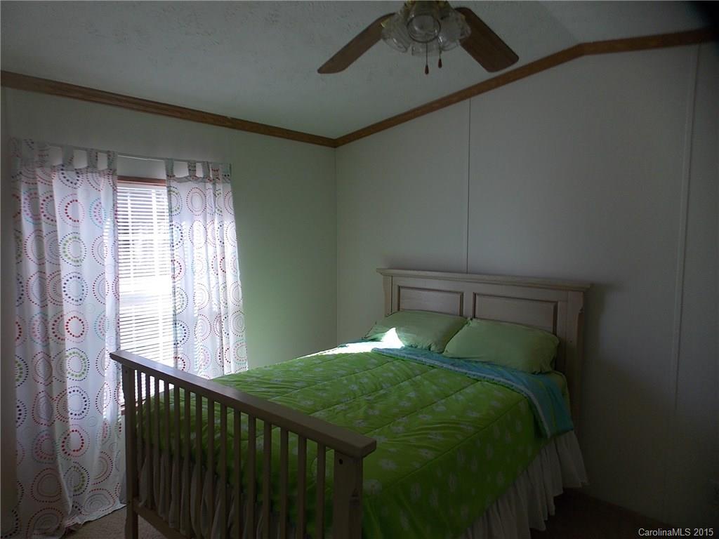686 Abbeydale Road Harmony, NC 28634 - Photo 12 of 14 Gallery Image 12