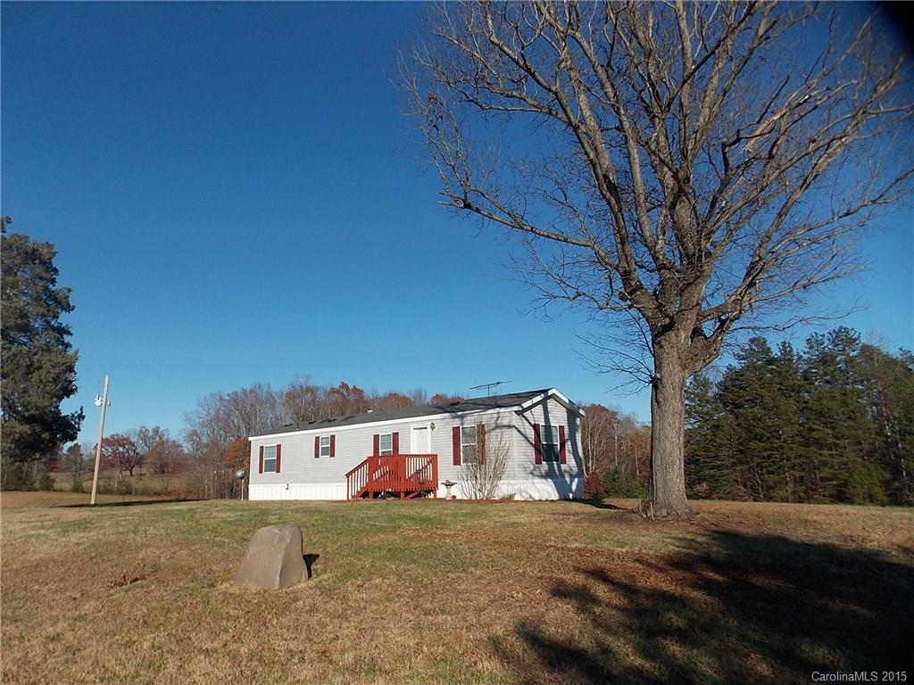 686 Abbeydale Road Harmony, NC 28634 - Photo 3 of 14 Gallery Image 3